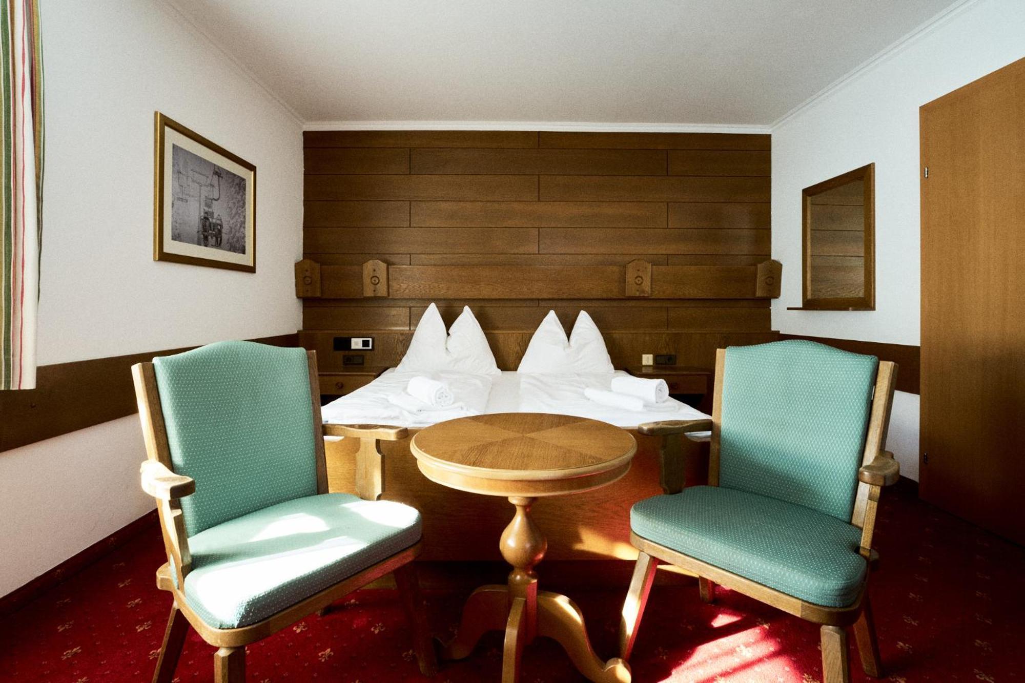 Hotel Martini Kaprun - Including Summercard Dış mekan fotoğraf